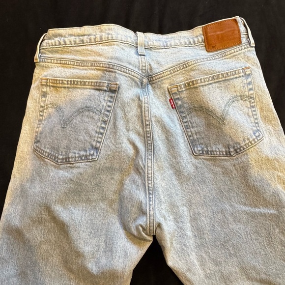 Levi’s 501 Straight Leg with Buttons - Picture 5 of 6